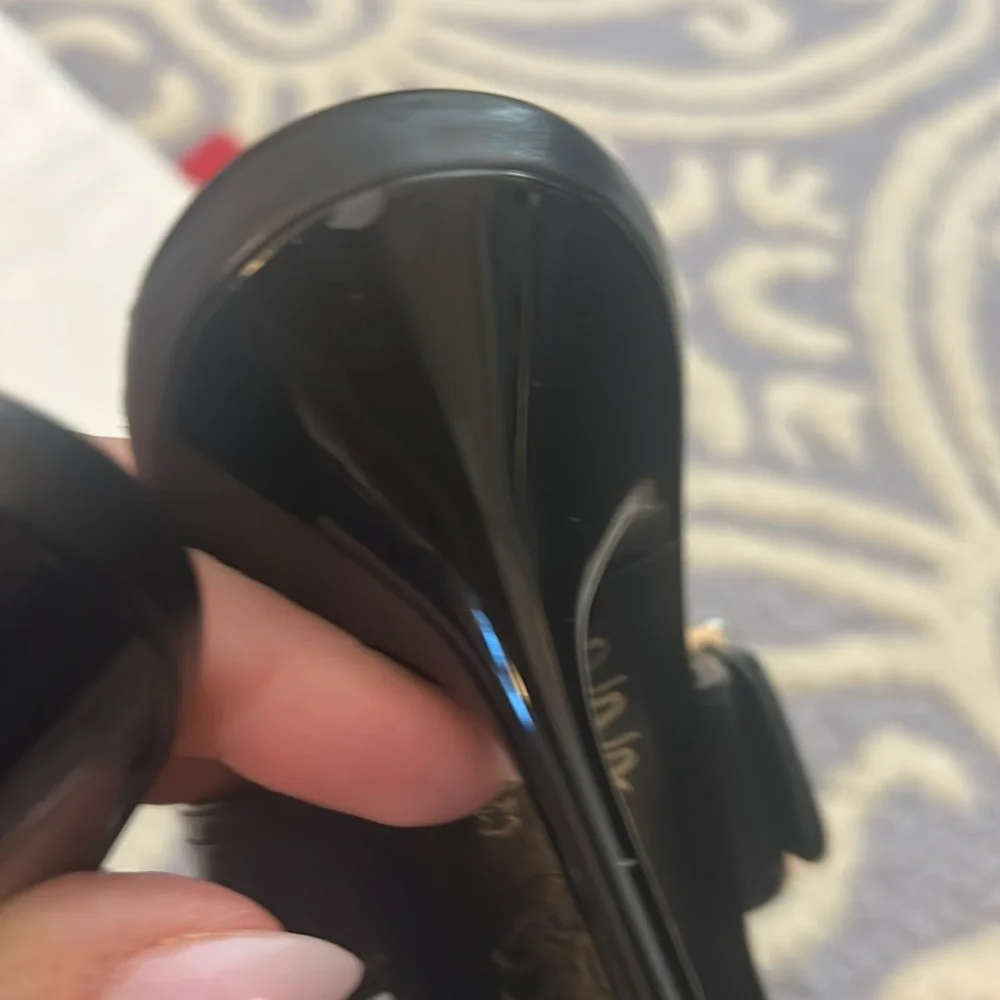 Alexander McQueen Women's Heeled Buckle Black Sandals Size 40 (Msrp $1,090) - Picture 14 of 14